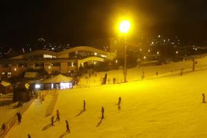 Kamera: Kotelnica Białczańska Dolna stacja, stok Białka Tatrzańska Kotelnica Białczańska Dolna stacja, stok