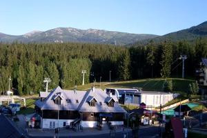 Szklarska Poręba Szrenica Ski Arena Widok na dolną stację wyciągu