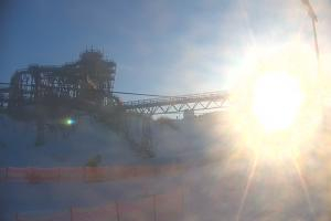 Kurzętnik Kurza Góra Kurza Góra - widok na stok i wieżę