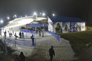 Kamera: Master Ski Wyciąg taśmowy dla dzieci Tylicz Master Ski Wyciąg taśmowy dla dzieci