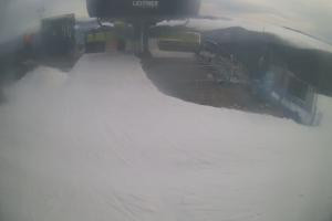 Kamera: Czarna Góra Górna stacja kolei Żmija Stronie Śląskie Czarna Góra Górna stacja kolei Żmija