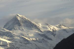 Kamera: 4 Vallees - 4 Doliny Webcam La Dent Blanche Depius Les Masses 4 Vallees - 4 Doliny 4 Vallees - 4 Doliny Webcam La Dent Blanche Depius Les Masses
