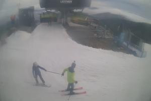 Kamera: Czarna Góra Górna stacja kolei Żmija Stronie Śląskie Czarna Góra Górna stacja kolei Żmija