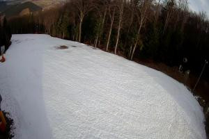 Kamera: Kasina ski Górna stacja kolejki krzesełkowej Kasina Wielka Kasina ski Górna stacja kolejki krzesełkowej