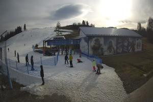 Kamera: Master Ski Wyciąg taśmowy dla dzieci Tylicz Master Ski Wyciąg taśmowy dla dzieci