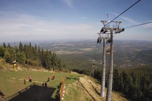 Świeradów Zdrój Ski&Sun Widok na wyciąg