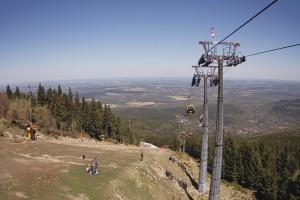 Świeradów Zdrój Ski&Sun Widok na wyciąg