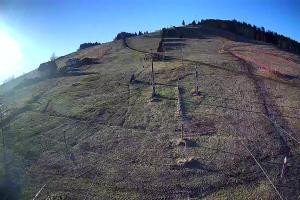 Kamera: Kompleks Wyciągów Narciarskich Górnik Stok przy wyciągach nr 1 i 2 Walim - Rzeczka Kompleks Wyciągów Narciarskich Górnik Stok przy wyciągach nr 1 i 2