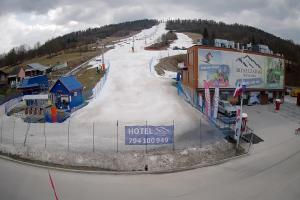 Kamera: BIESZCZAD.ski Widok na stok i kolej linową Wańkowa BIESZCZAD.ski Widok na stok i kolej linową