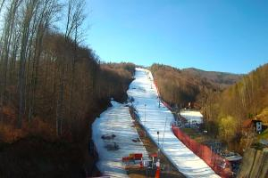 Wisła STOK – Stacja Narciarska Widok z dolnej stacji