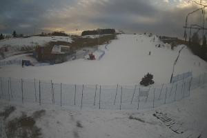 Kamera: Master Ski Widok naa dolną stację krzesełka Tylicz Master Ski Widok naa dolną stację krzesełka