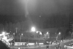 Kamera: Szrenica Ski Arena Widok na dolną stację wyciągu Szklarska Poręba Szrenica Ski Arena Widok na dolną stację wyciągu