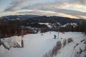 Kamera: STOK – Stacja Narciarska Widok z górnej stacji Wisła STOK – Stacja Narciarska Widok z górnej stacji