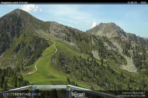 Kamera: Val di Fiemme - Cavalese - Predazzo - Obereggen Alpe Cermis - Prafiorì Val di Fiemme Val di Fiemme - Cavalese - Predazzo - Obereggen Alpe Cermis - Prafiorì