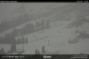 Kamera: Val di Fiemme - Cavalese - Predazzo - Obereggen SkiCenterLatemar - Zischgalm Val di Fiemme Val di Fiemme - Cavalese - Predazzo - Obereggen SkiCenterLatemar - Zischgalm