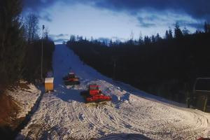 Kamera: Zwardoń ski Stacja dolna Zwardoń Zwardoń ski Stacja dolna