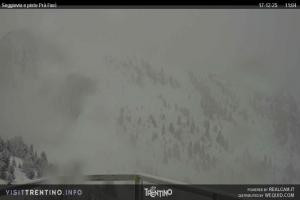 Kamera: Val di Fiemme - Cavalese - Predazzo - Obereggen Alpe Cermis - Prafiorì Val di Fiemme Val di Fiemme - Cavalese - Predazzo - Obereggen Alpe Cermis - Prafiorì