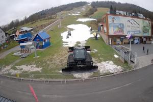 Kamera: BIESZCZAD.ski Widok na stok i kolej linową Wańkowa BIESZCZAD.ski Widok na stok i kolej linową