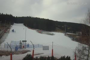 Kamera: Czarna Góra Dolny odcinek nartostrady "B", wyciąg BIBA Stronie Śląskie Czarna Góra Dolny odcinek nartostrady "B", wyciąg BIBA