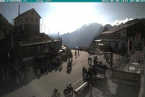 Kamera: Passo Stelvio Widok na przełęcz Stelvio 2760 m Przełecz Stelvio Passo Stelvio Widok na przełęcz Stelvio 2760 m