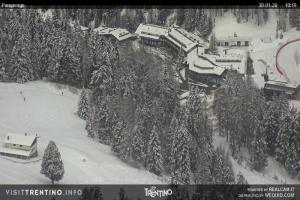 Kamera: Val di Fiemme - Cavalese - Predazzo - Obereggen SkiCenterLatemar - Passo Feudo Val di Fiemme Val di Fiemme - Cavalese - Predazzo - Obereggen SkiCenterLatemar - Passo Feudo