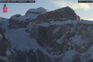 Kamera: Val di Fassa - Carezza Canazei - Pordoi Val di Fassa - Carezza Val di Fassa - Carezza Canazei - Pordoi