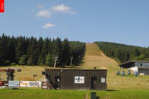 Kamera: Malá Úpa Kamera Pomezky, 1 050 m n.p.m. Malá Úpa Malá Úpa Kamera Pomezky, 1 050 m n.p.m.