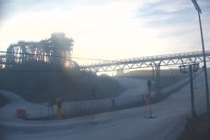 Kurzętnik Kurza Góra Kurza Góra - widok na stok i wieżę