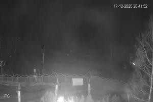 Kamera: Czarna Góra Dolny odcinek nartostrady "B", wyciąg BIBA Stronie Śląskie Czarna Góra Dolny odcinek nartostrady "B", wyciąg BIBA