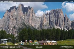 Kamera: Val di Fassa - Carezza Vigo di Fassa - Catinaccio 4 Val di Fassa - Carezza Val di Fassa - Carezza Vigo di Fassa - Catinaccio 4