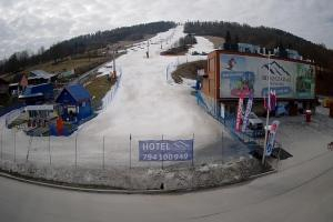 Kamera: BIESZCZAD.ski Widok na stok i kolej linową Wańkowa BIESZCZAD.ski Widok na stok i kolej linową