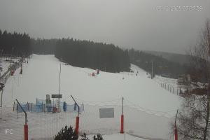Kamera: Czarna Góra Dolny odcinek nartostrady "B", wyciąg BIBA Stronie Śląskie Czarna Góra Dolny odcinek nartostrady "B", wyciąg BIBA