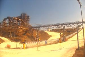 Kurzętnik Kurza Góra Kurza Góra - widok na stok i wieżę