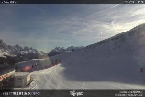 Kamera: Val di Fiemme - Cavalese - Predazzo - Obereggen SkiAreaAlpeLusia - Le Cune Val di Fiemme Val di Fiemme - Cavalese - Predazzo - Obereggen SkiAreaAlpeLusia - Le Cune