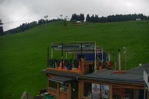 Kamera: Zieleniec Zieleniec SKI Arena - Widok z dolnej stacji Zieleniec Zieleniec Zieleniec SKI Arena - Widok z dolnej stacji
