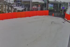 Kamera: Jaworzyna Krynicka Widok ze stacji dolnej kolei gondolowej (648 m n.p.m.) Krynica Jaworzyna Krynicka Widok ze stacji dolnej kolei gondolowej (648 m n.p.m.)