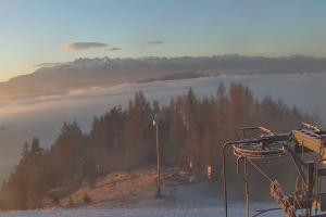 Kamera: Czorsztyn Ski Widok z górnej stacji Czorsztyn Kluszkowce Czorsztyn Ski Widok z górnej stacji