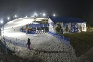 Kamera: Master Ski Wyciąg taśmowy dla dzieci Tylicz Master Ski Wyciąg taśmowy dla dzieci