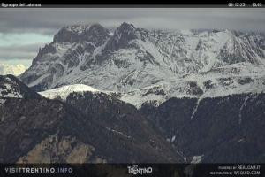 Kamera: Val di Fiemme - Cavalese - Predazzo - Obereggen Latemar - Rosengarten Val di Fiemme Val di Fiemme - Cavalese - Predazzo - Obereggen Latemar - Rosengarten