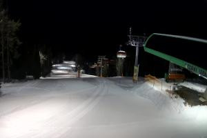 Kamera: Czarny Groń Widok z dolnej stacji Rzyki Czarny Groń Widok z dolnej stacji