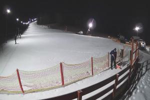 Kamera: Stacja narciarska CZARNÓW Wyciąg numer 1 dolna stacja Stacja narciarska CZARNÓW Stacja narciarska CZARNÓW Wyciąg numer 1 dolna stacja