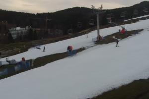 Kamera: Czarna Góra Górna stacja kolei Żmija Stronie Ślaskie Czarna Góra Górna stacja kolei Żmija