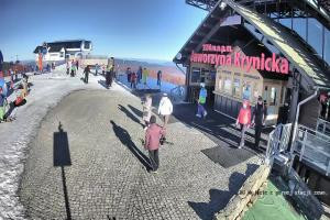 Kamera: Jaworzyna Krynicka Widok na trasę dla dzieci na szczycie (1100 m n.p.m.) Krynica Jaworzyna Krynicka Widok na trasę dla dzieci na szczycie (1100 m n.p.m.)