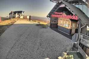 Kamera: Jaworzyna Krynicka Widok na trasę dla dzieci na szczycie (1100 m n.p.m.) Krynica Jaworzyna Krynicka Widok na trasę dla dzieci na szczycie (1100 m n.p.m.)