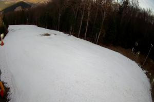 Kamera: Kasina ski Górna stacja kolejki krzesełkowej Kasina Wielka Kasina ski Górna stacja kolejki krzesełkowej