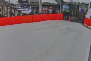 Kamera: Jaworzyna Krynicka Widok ze stacji dolnej kolei gondolowej (648 m n.p.m.) Krynica Jaworzyna Krynicka Widok ze stacji dolnej kolei gondolowej (648 m n.p.m.)