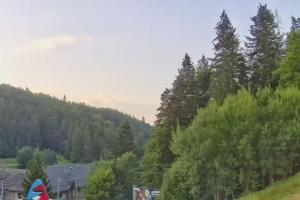 Krynica Jaworzyna Krynicka Widok ze stacji dolnej kolei gondolowej (648 m n.p.m.)