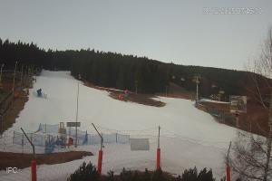 Kamera: Czarna Góra Dolny odcinek nartostrady "B", wyciąg BIBA Stronie Śląskie Czarna Góra Dolny odcinek nartostrady "B", wyciąg BIBA