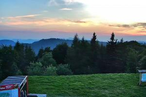 Kamera: Jaworzyna Krynicka Widok na szczyt Jaworzyny (1114 m n.p.m) Krynica Jaworzyna Krynicka Widok na szczyt Jaworzyny (1114 m n.p.m)