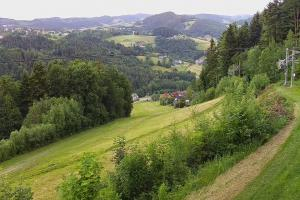 Kamera: Laskowa Ski Widok na stok Laskowa-Kamionna Laskowa Ski Widok na stok